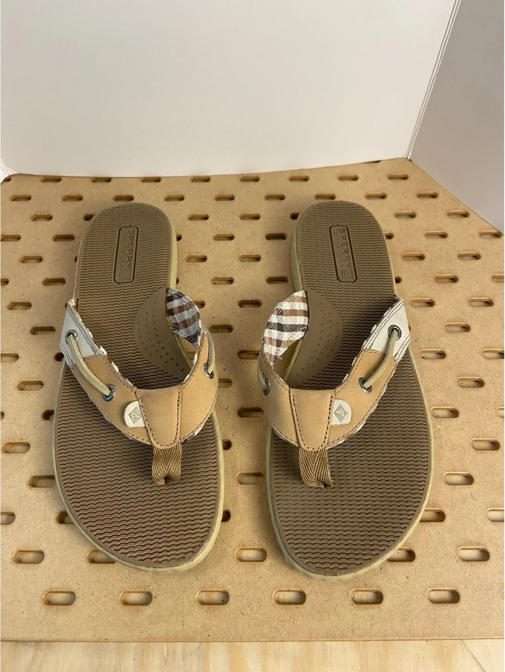 Sperry Women's 7.5M Leather Upper Flip Flop Sandals Brown Tan - Picture 5 of 7